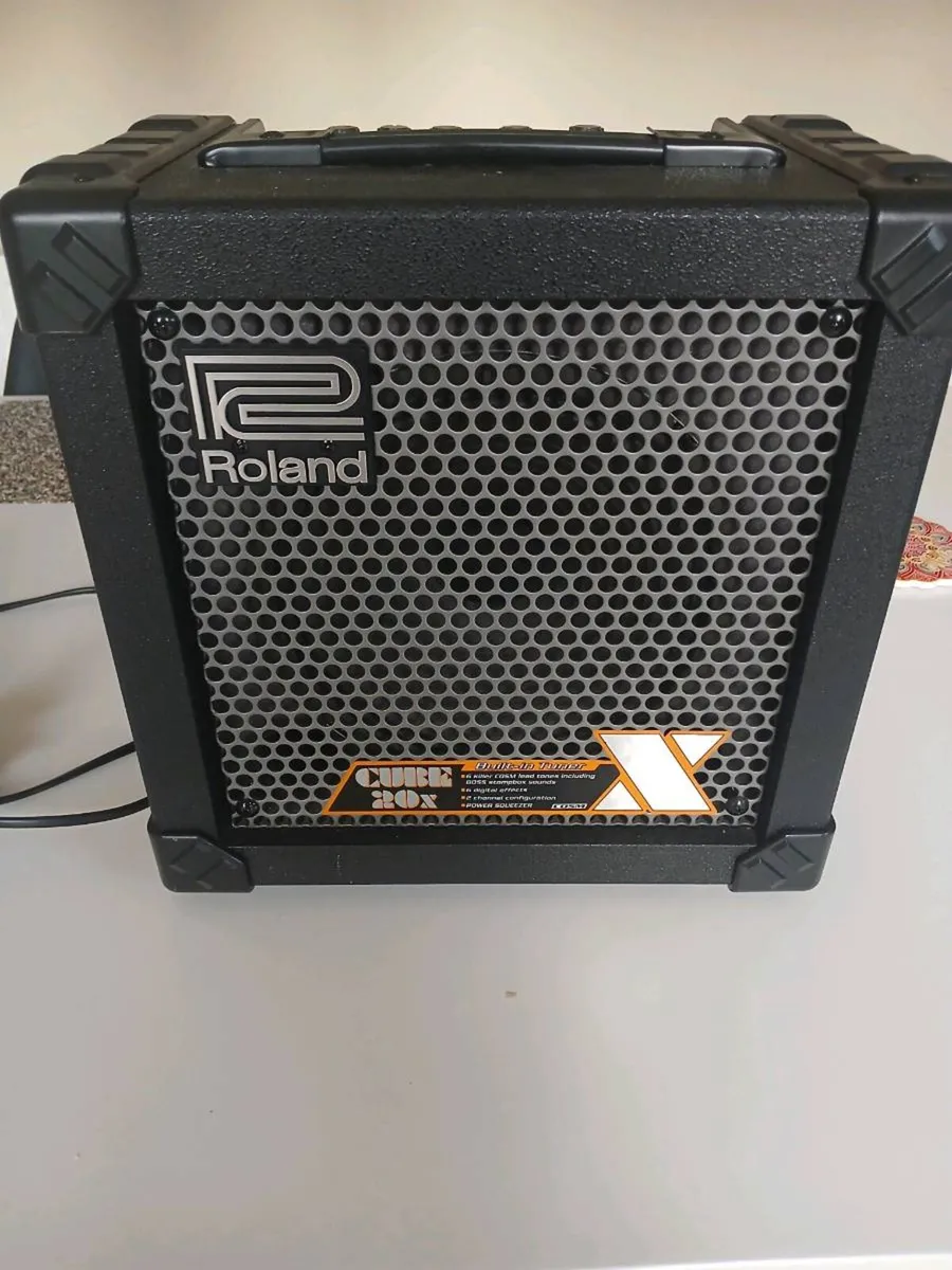 Guitar Amp - Image 1
