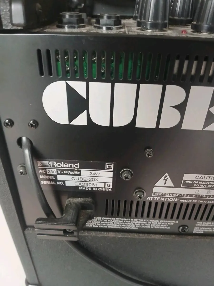Guitar Amp - Image 4
