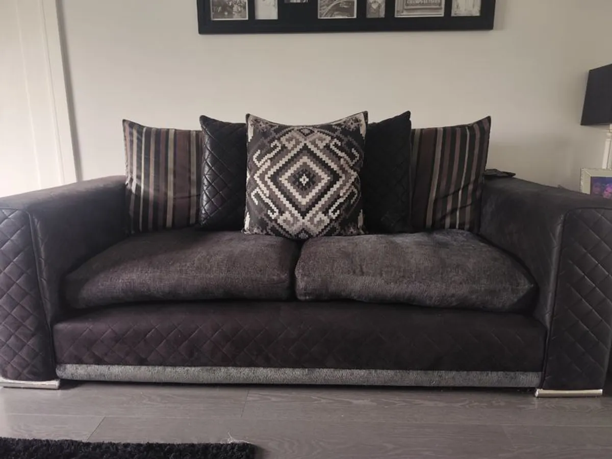 Sofa - Image 4