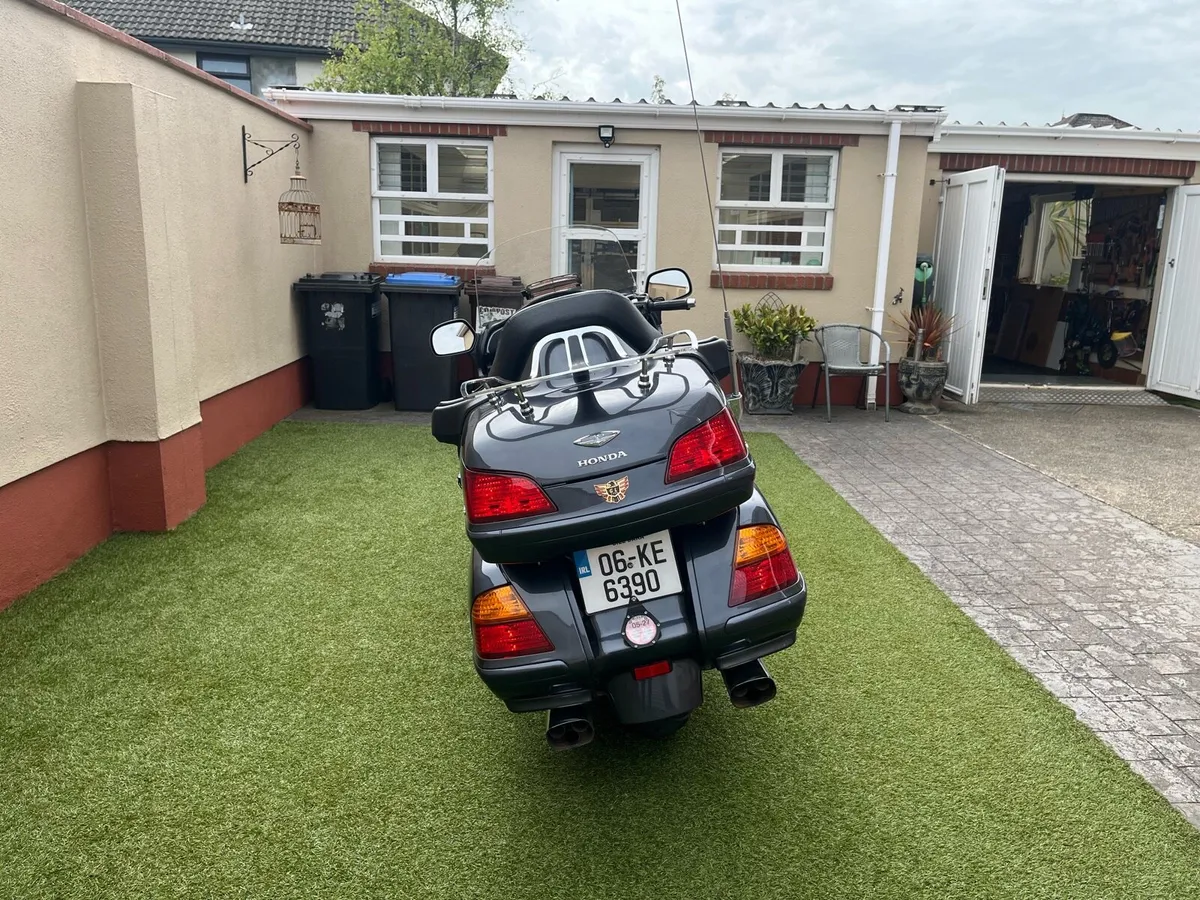 Honda goldwing - Image 4
