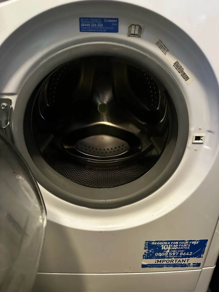 Washing machine and dryer - Image 4