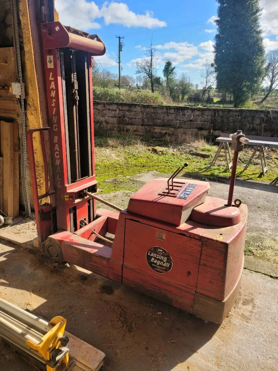 Forklift Lansing bagnall - Image 1