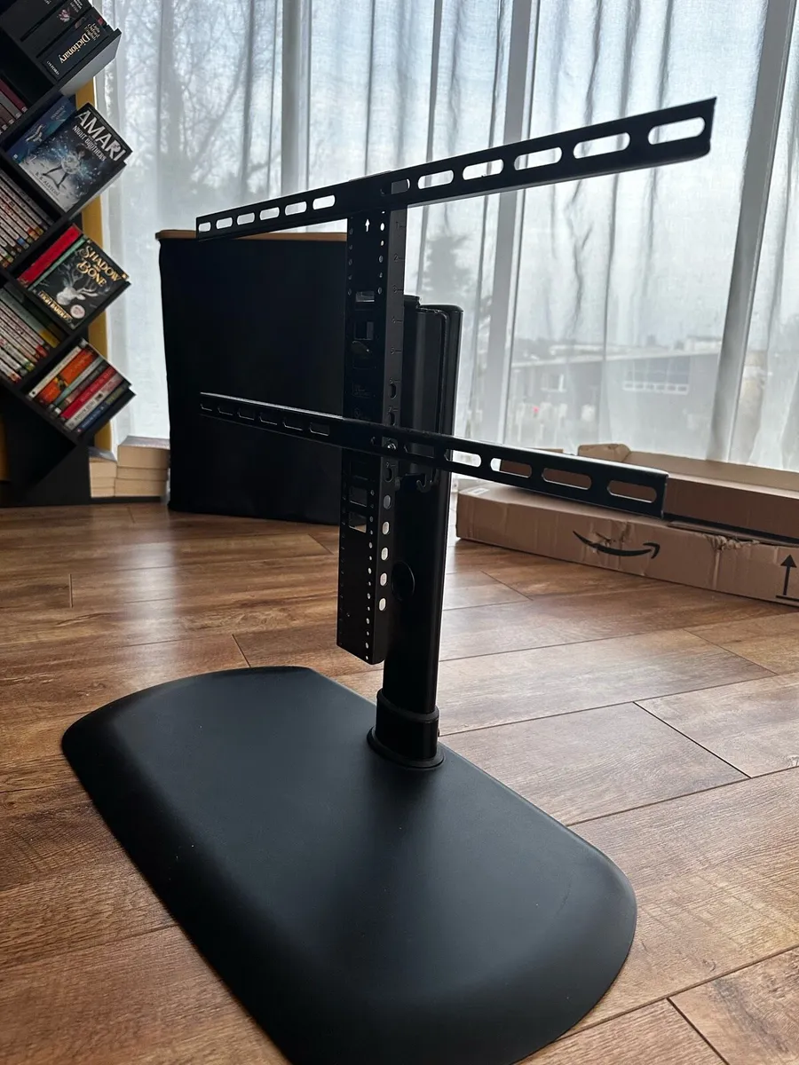 Tv stand that rotates 180 degrees - Image 2