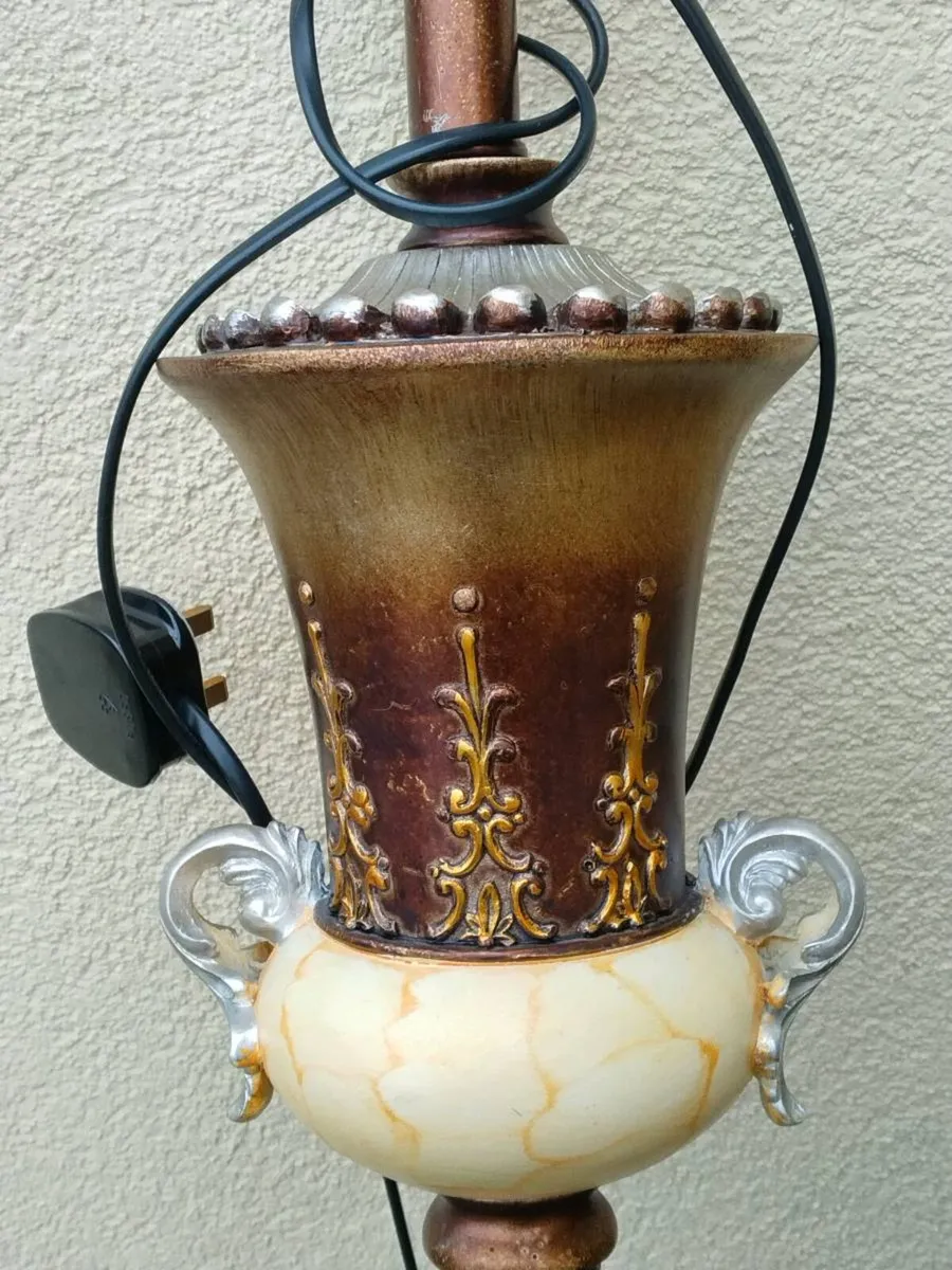 Stylish retro Standard  lamp - Image 2