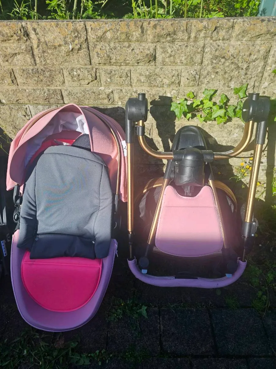 Stroller - Image 2