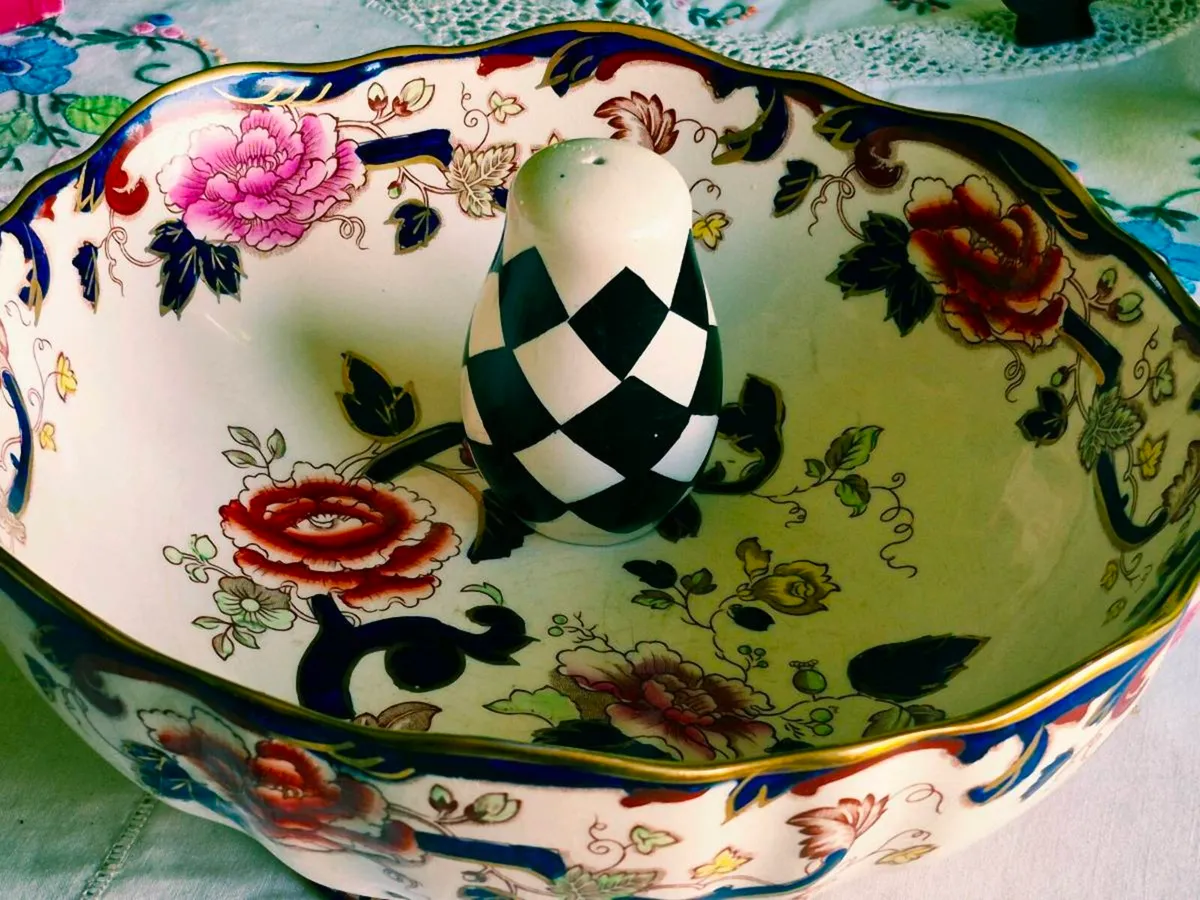 Big Mason Mandalay bowl. 3 square dishes. - Image 4