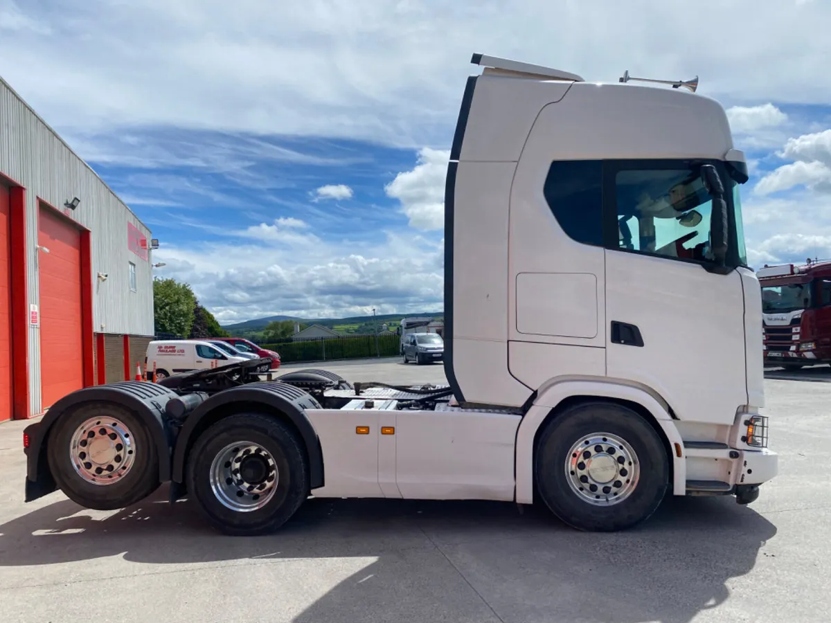 2021 SCANIA 500s 6x2 Tag - Image 3