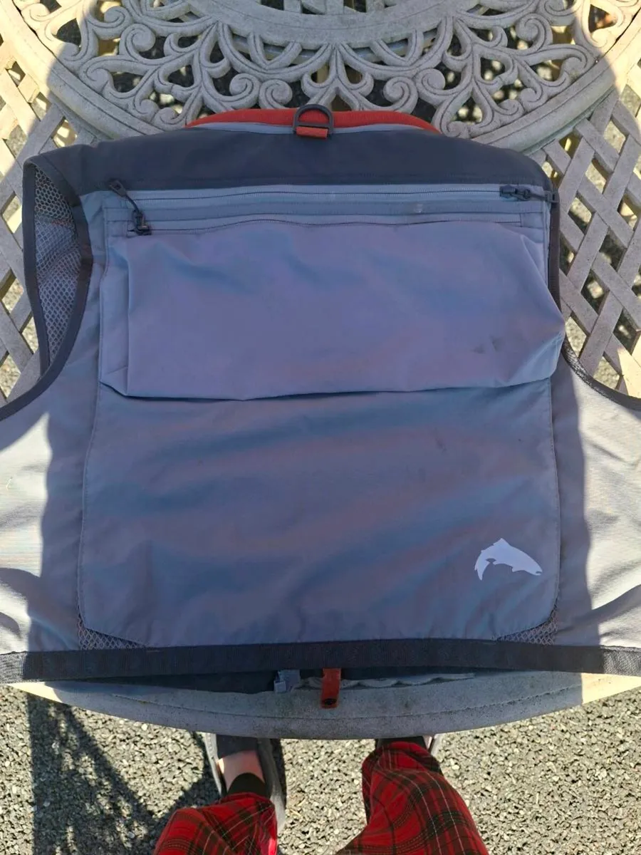Simms guide fly fishing vest - Image 2