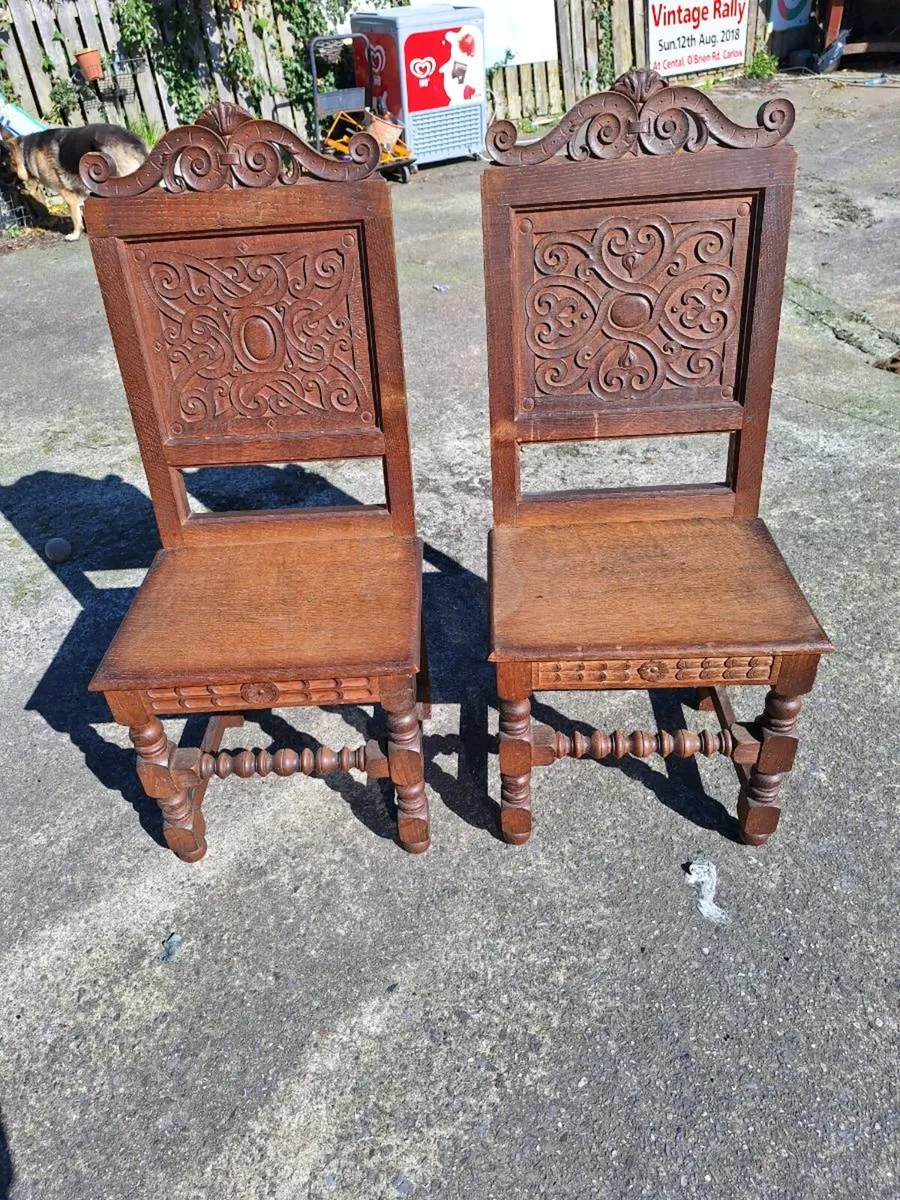 Two late 19th century hall chairs - Image 1