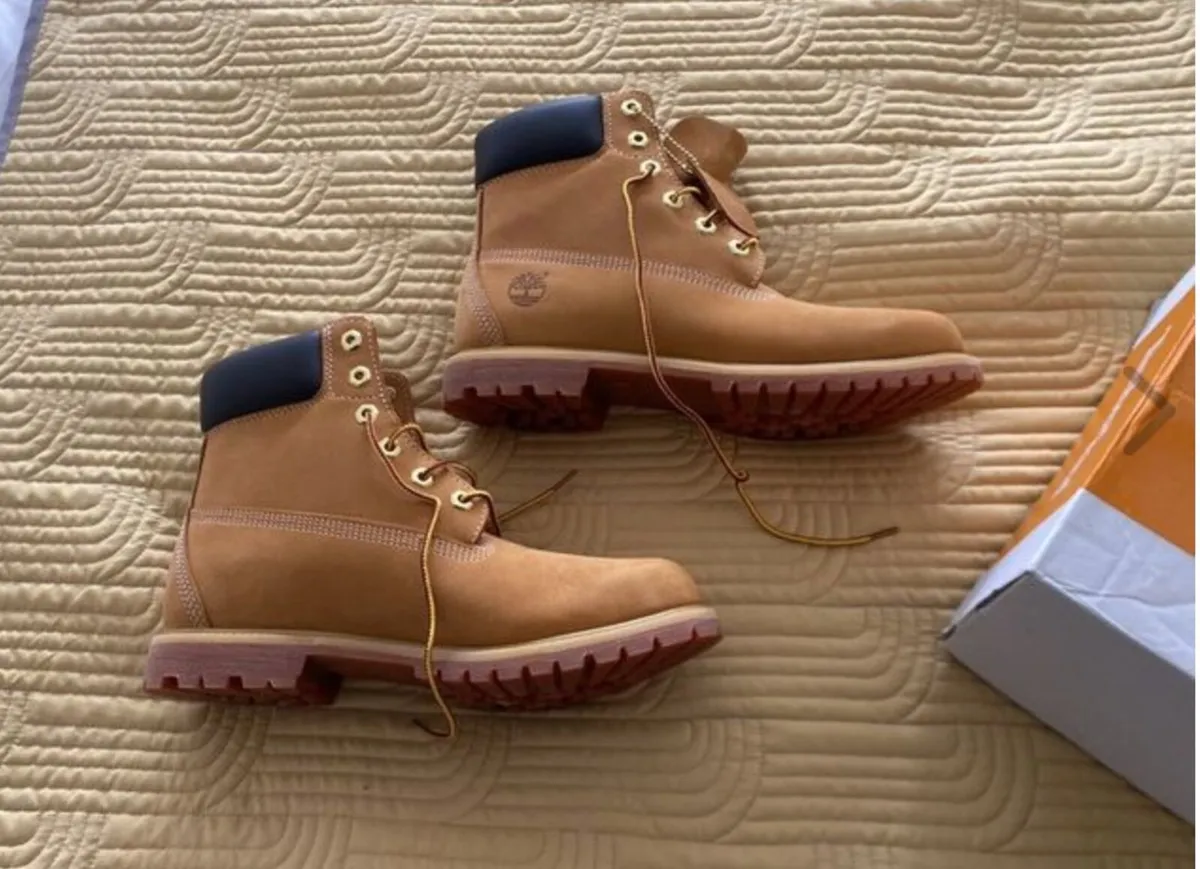 Timberland Wheat Boot Size 9UK BRAND NEW - Image 1