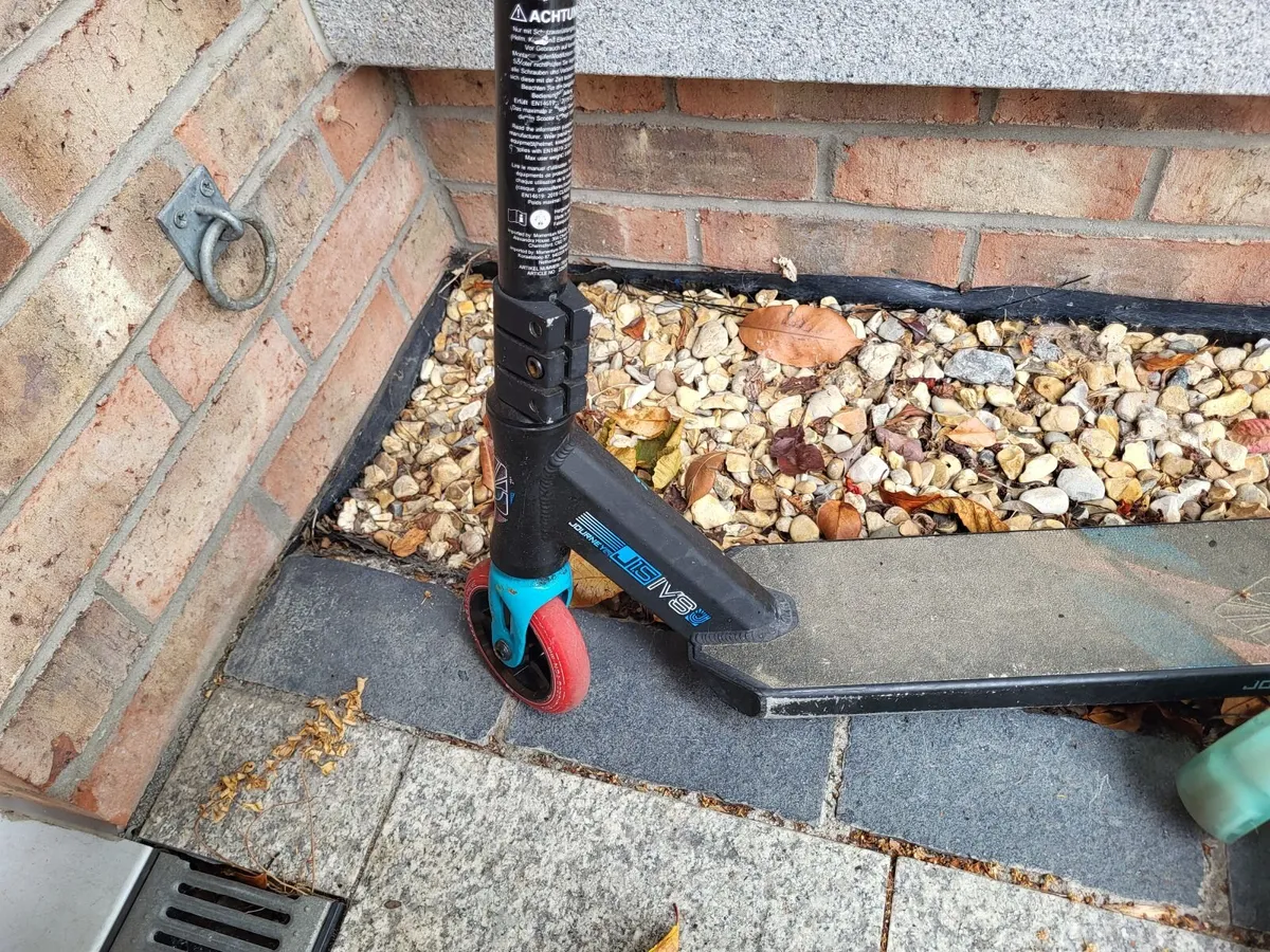 2 kids scooters and Pogo stick for free.  In good - Image 3