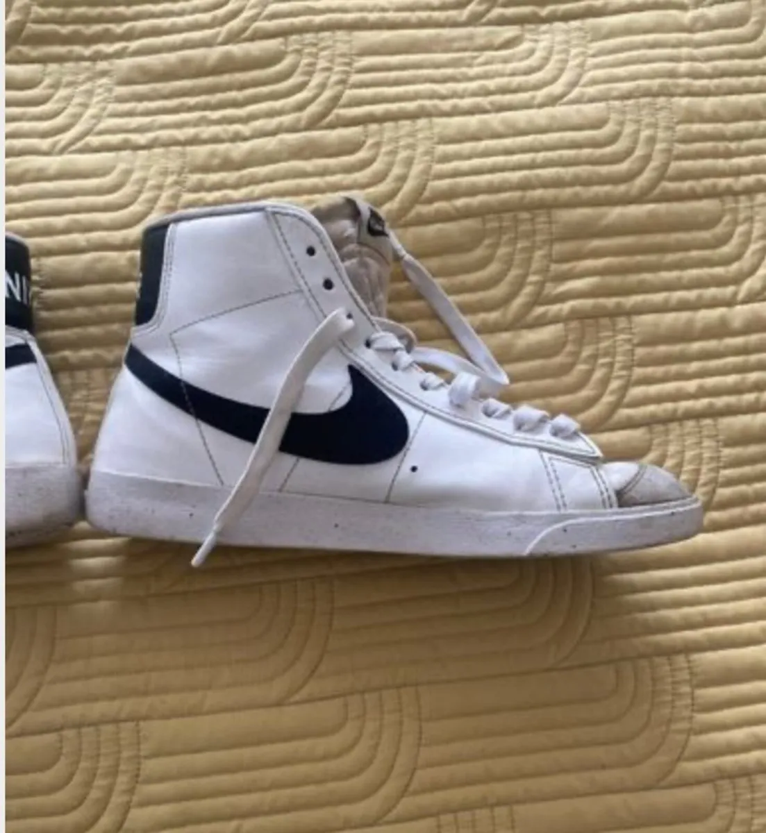 Nike Blazers Size 8 UK - Image 4