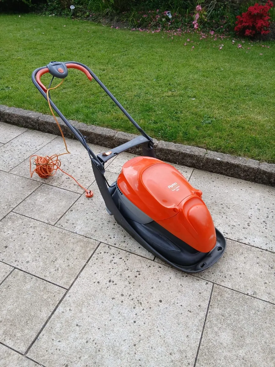 Lawnmower. - Image 2