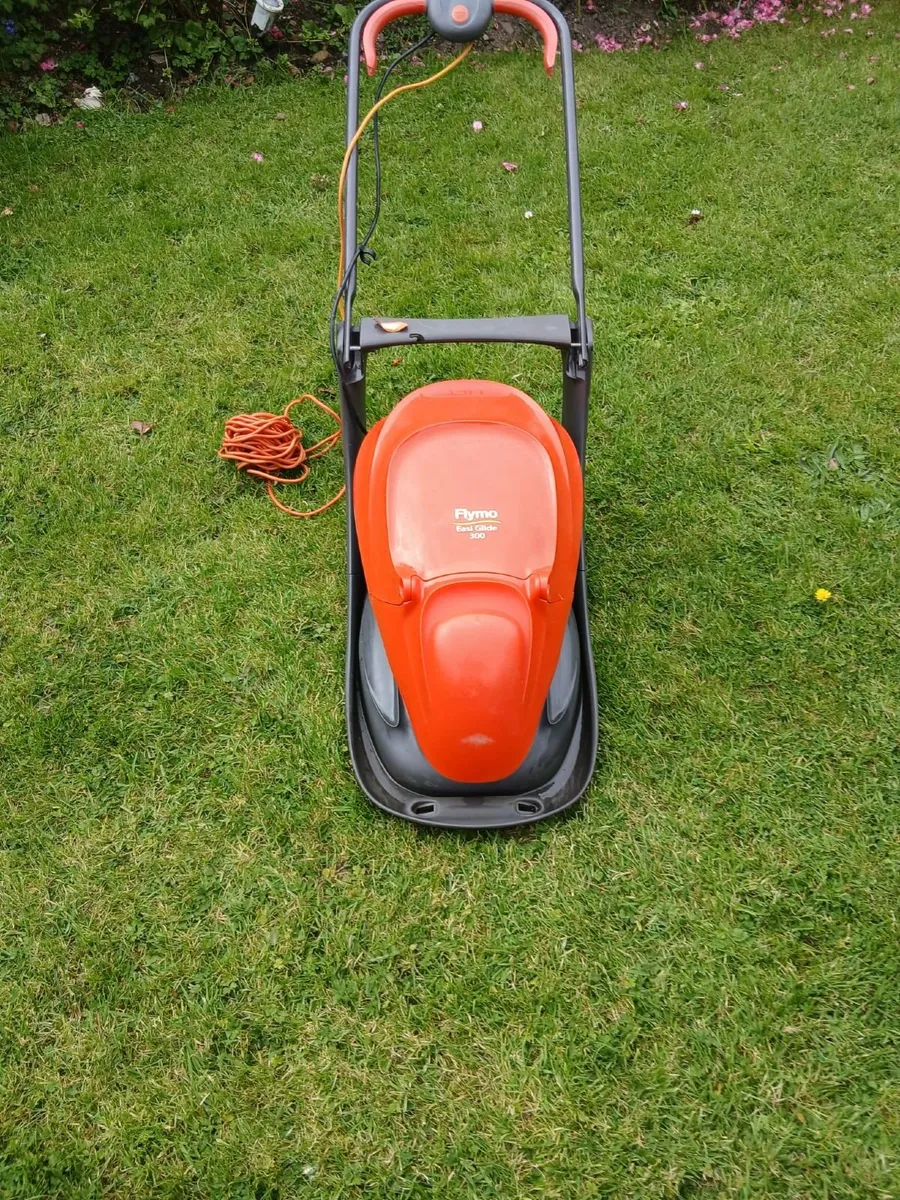 Lawnmower. - Image 3