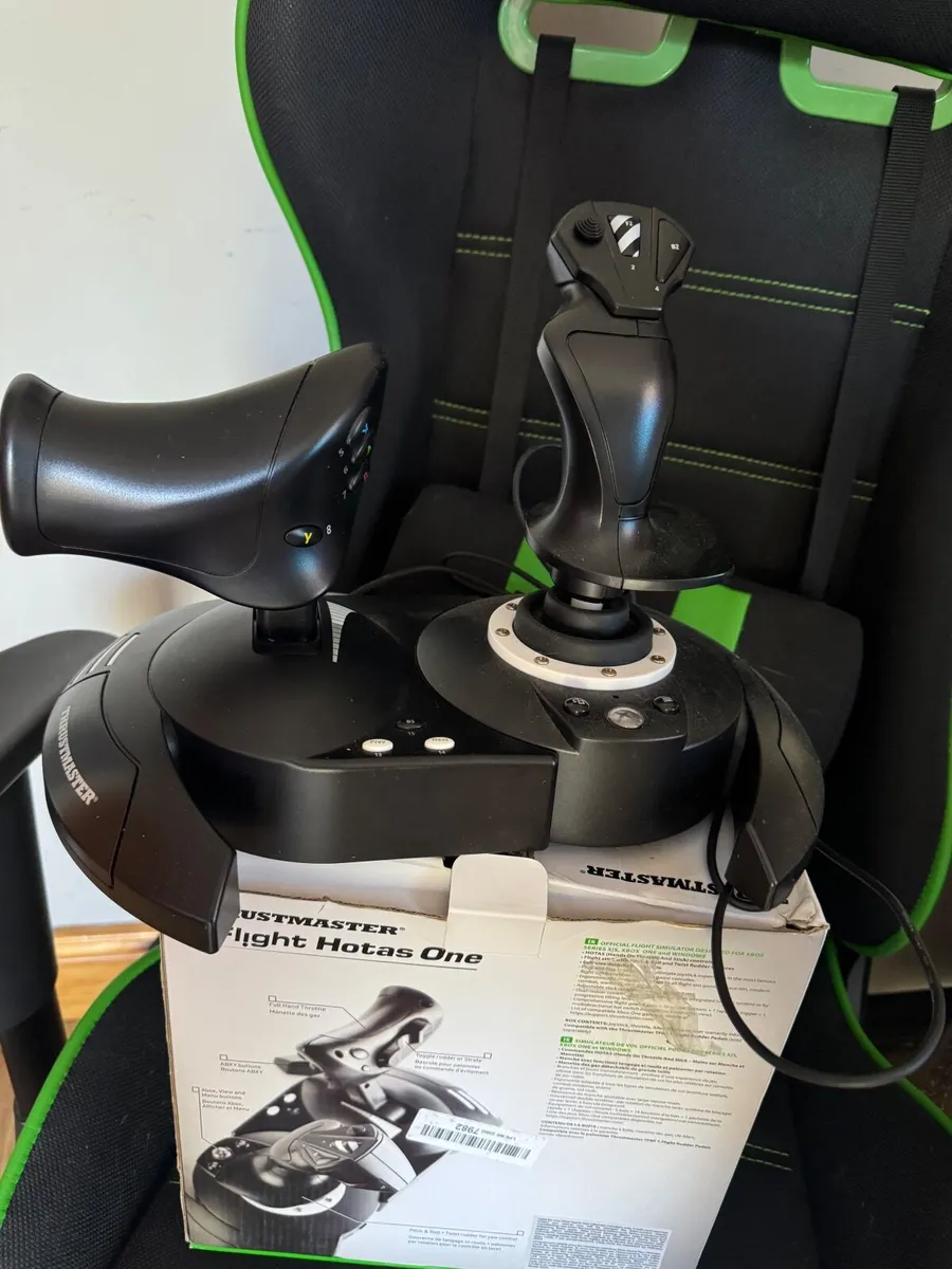 Gaming set up - Image 3