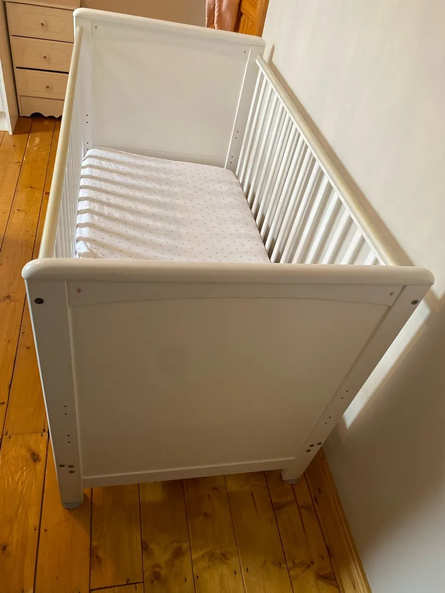 Cotbed - Image 4
