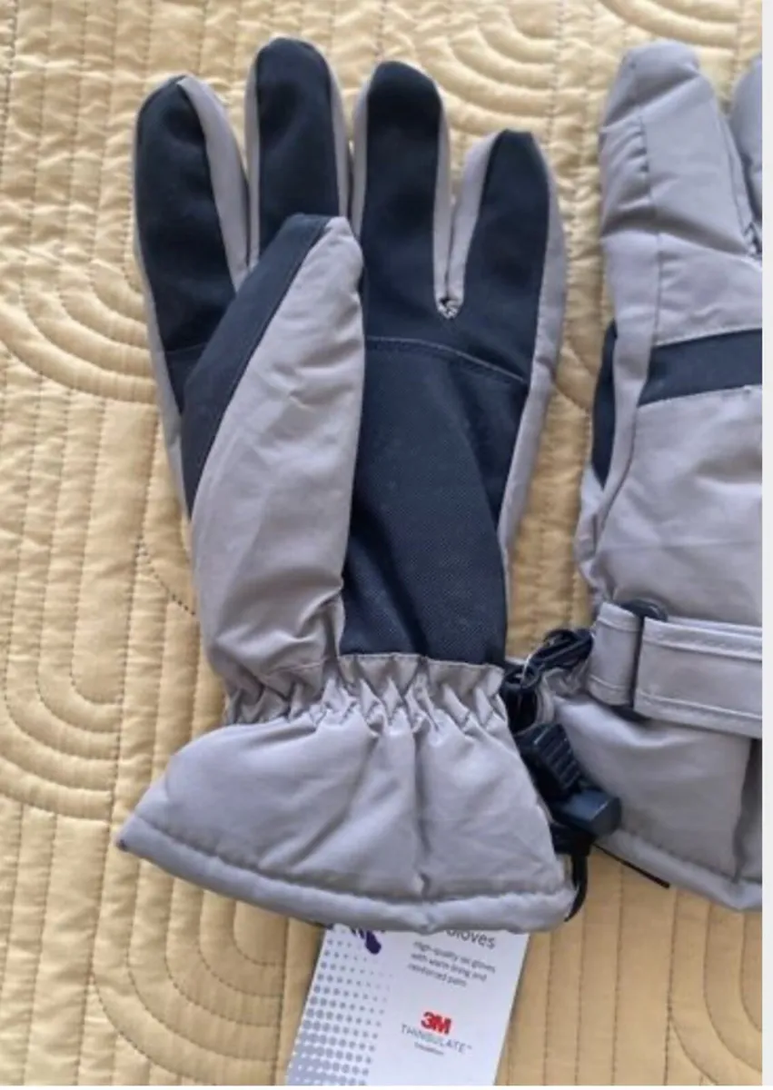 Adult Ski gloves - Image 2