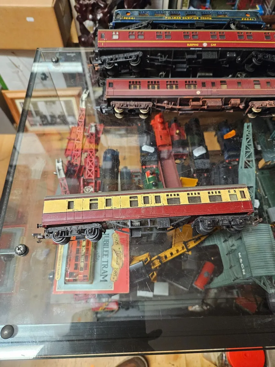 Hornby Triang OO Gauge Carraige - Image 2