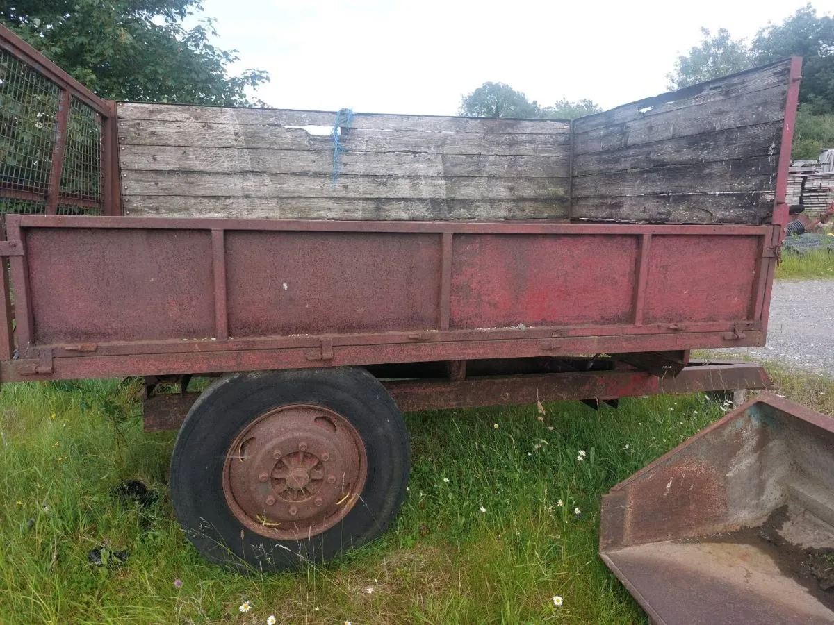 Tipping trailer - Image 2