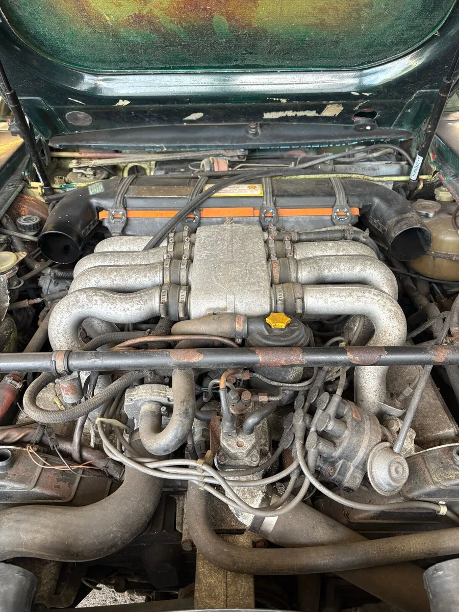 Porsche 928 1979 5 speed manual - Image 4