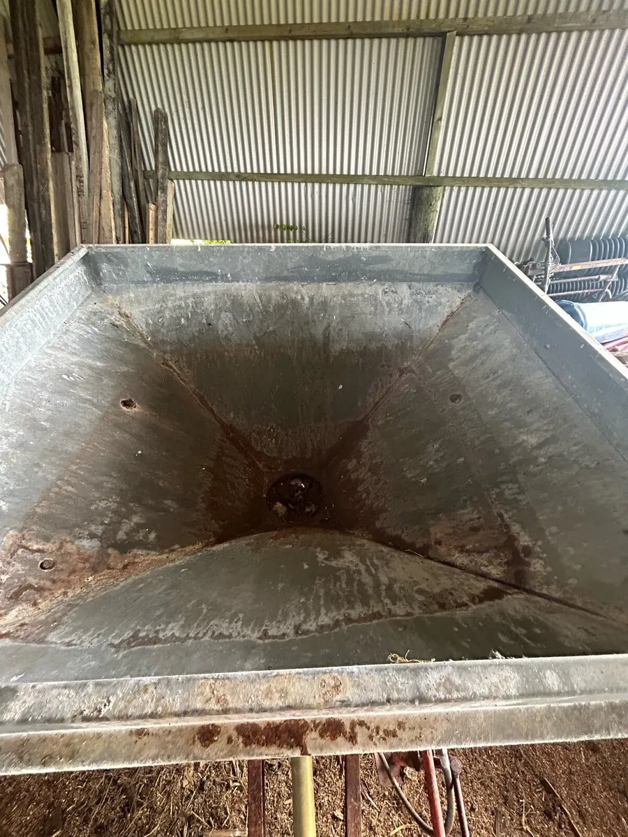Vicon spreader - Image 3