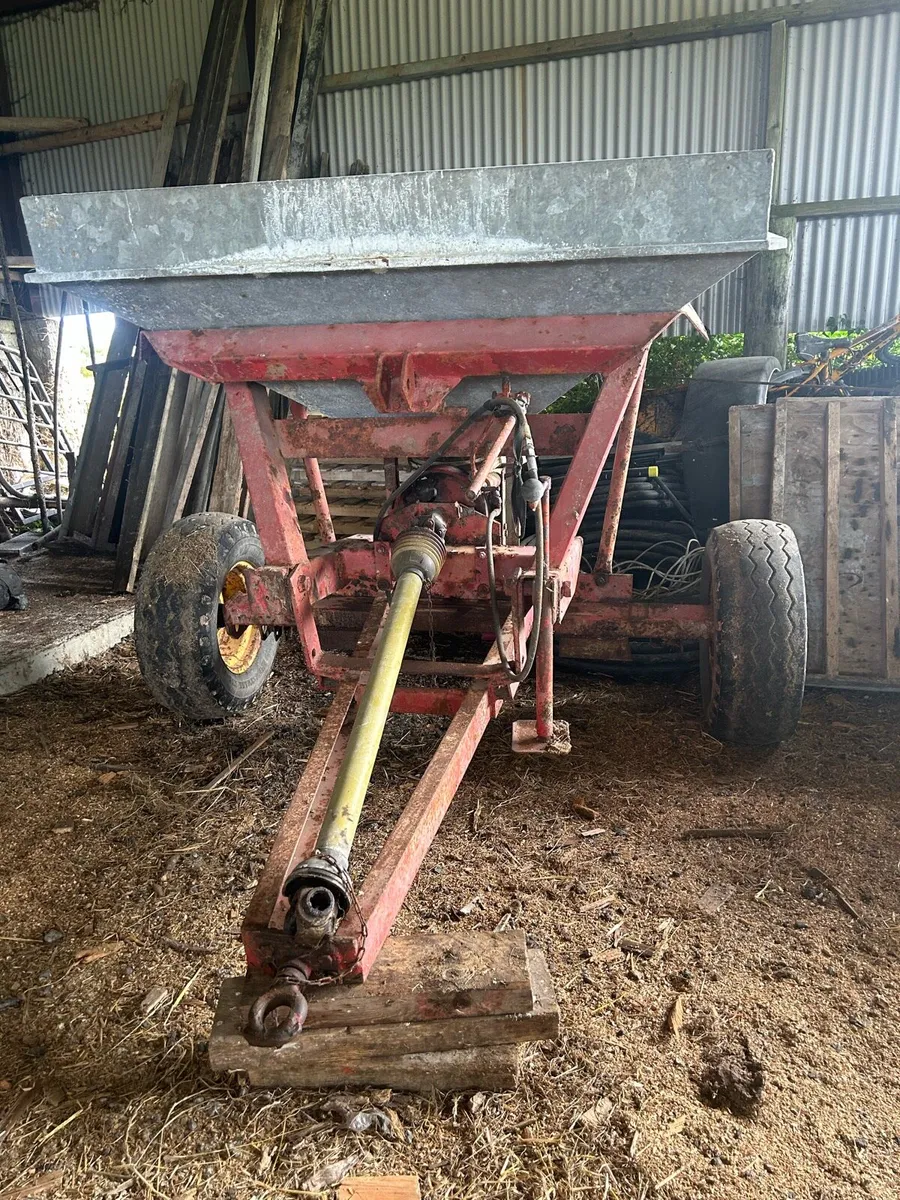 Vicon spreader - Image 2