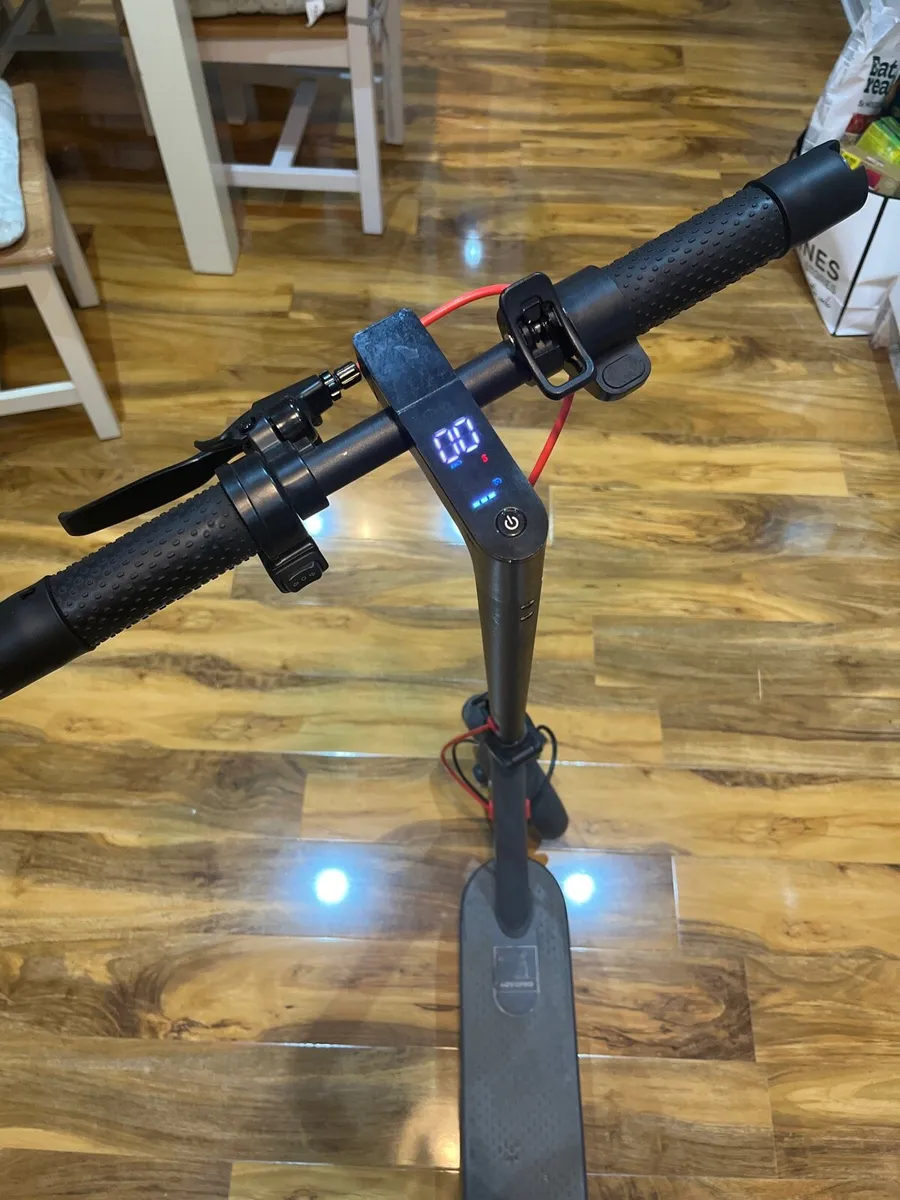 Aovo pro electric scooter - Image 2