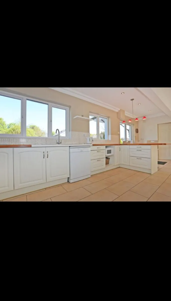 Kitchen Units - Image 2