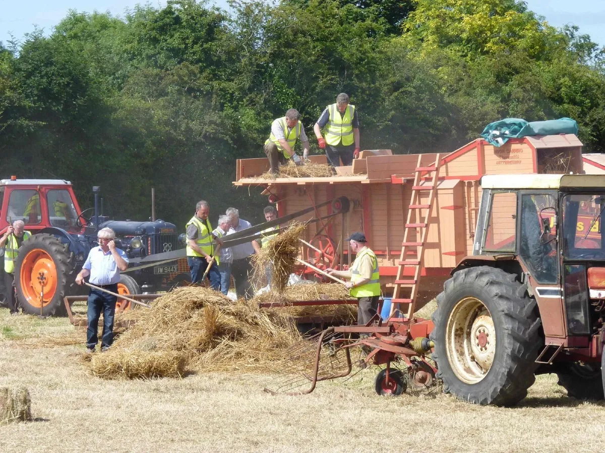 Vintage machinery - Image 3