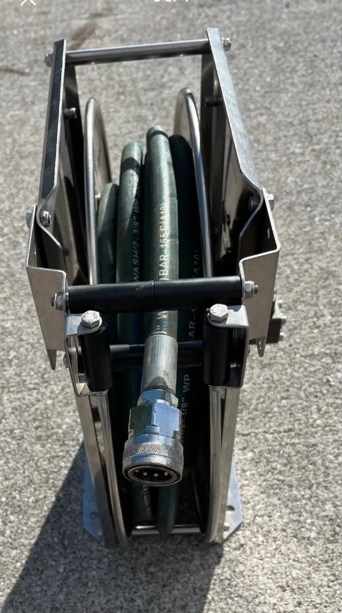High pressure stainless steel retractable hose ree - Image 4