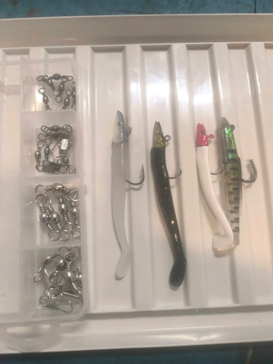 Selection of sidewinder type weighted sandeel lure - Image 3