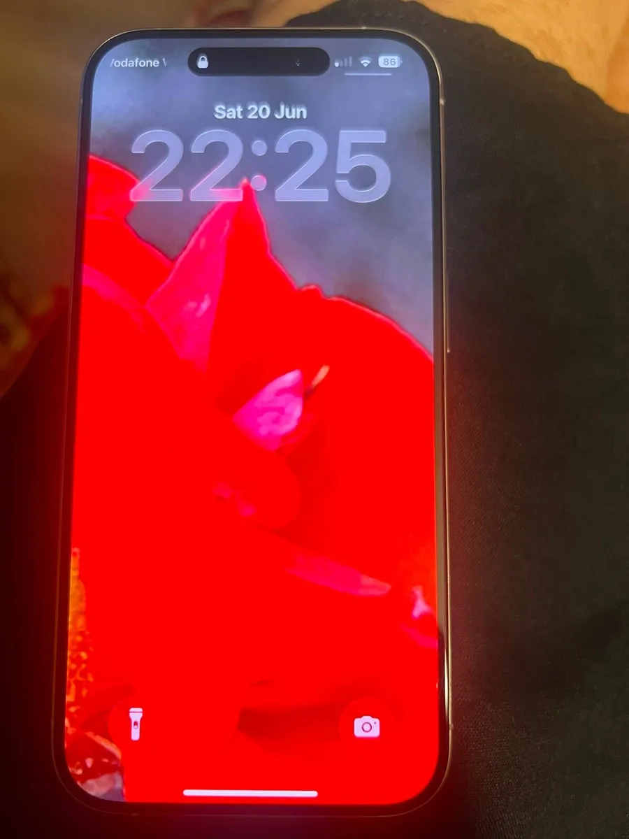 iPhone 15 Pro 128 GB - Image 1