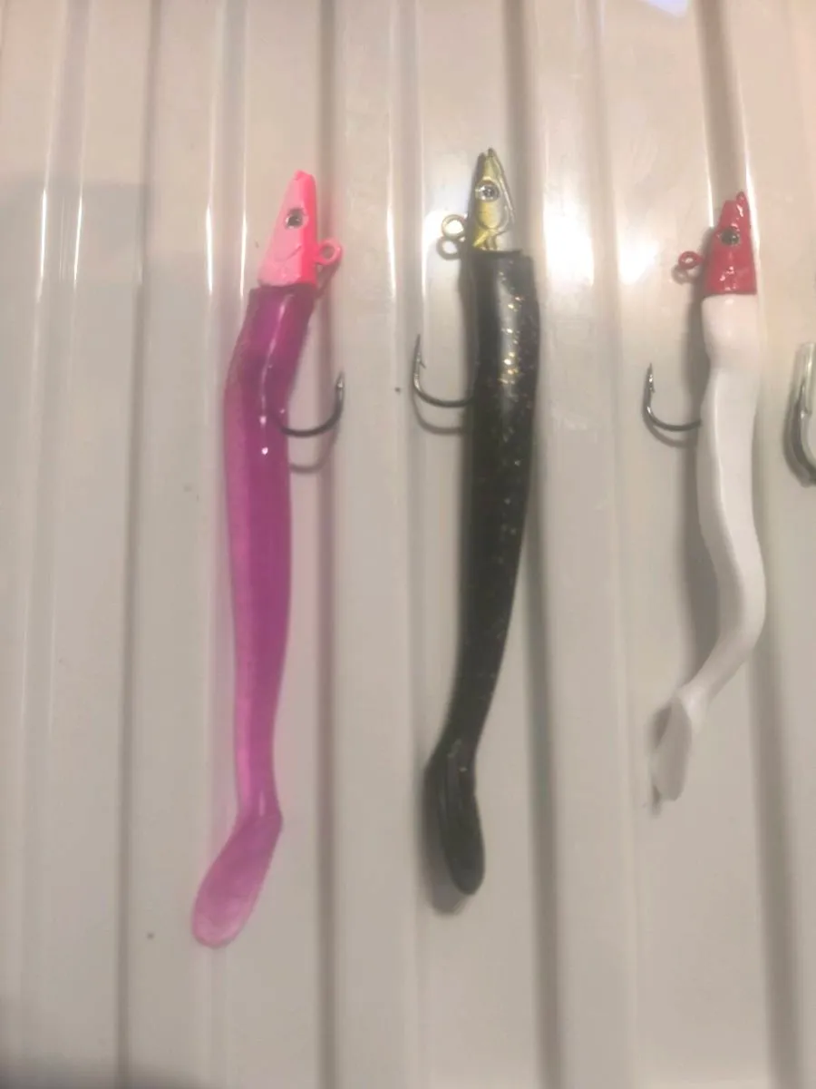 Lot of sidewinder type sandeel lures boxed new - Image 3