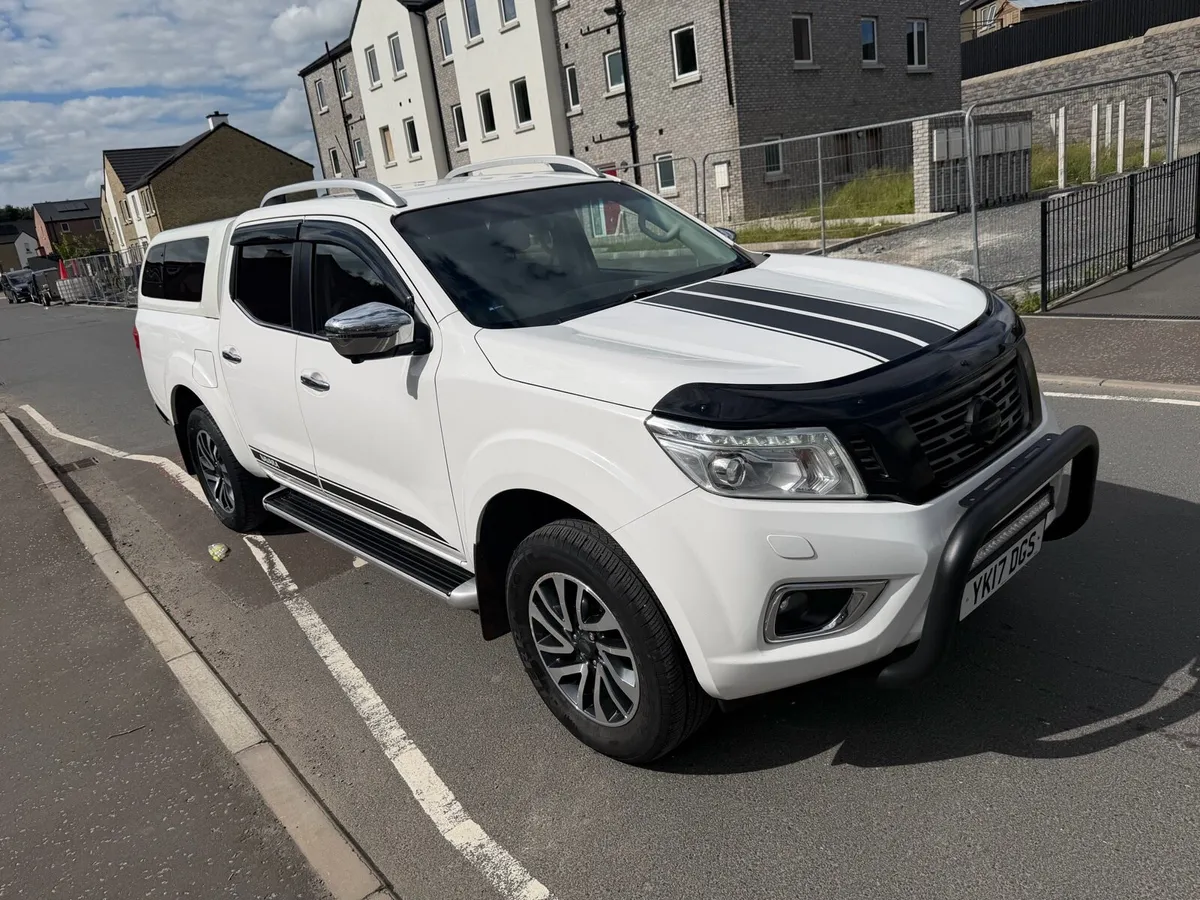 Nissan navara 2017 tekna - Image 1