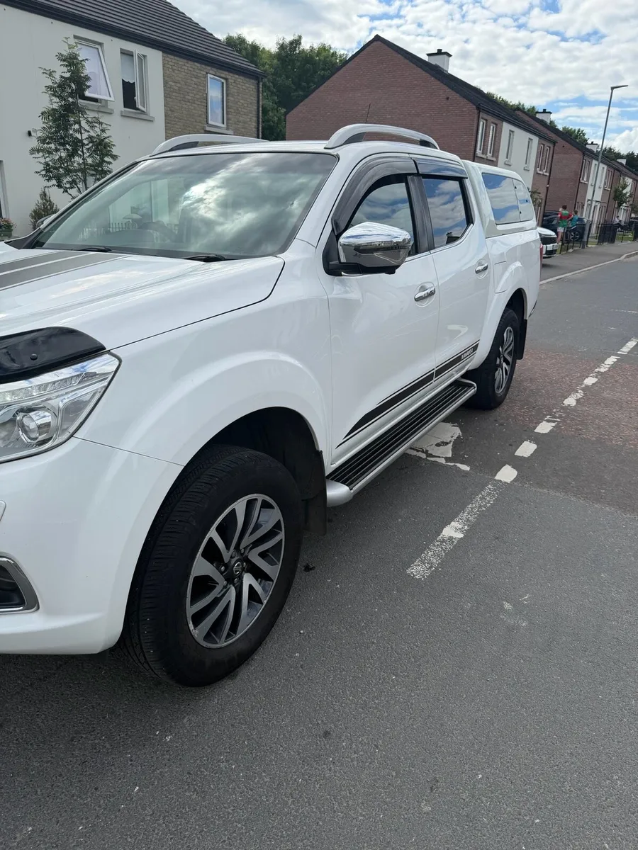 Nissan navara 2017 tekna - Image 2