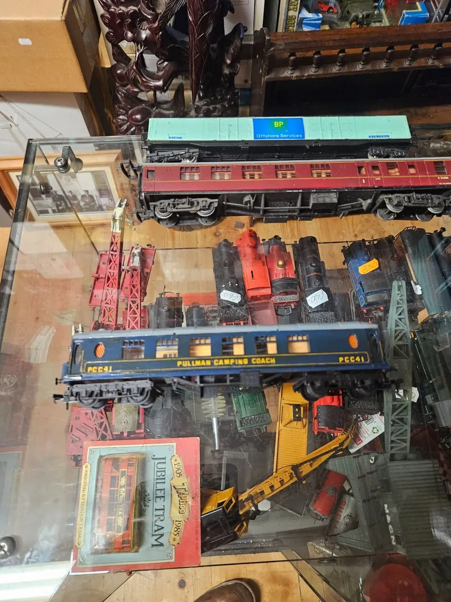 Hornby OO Gauge Carraige - Image 3