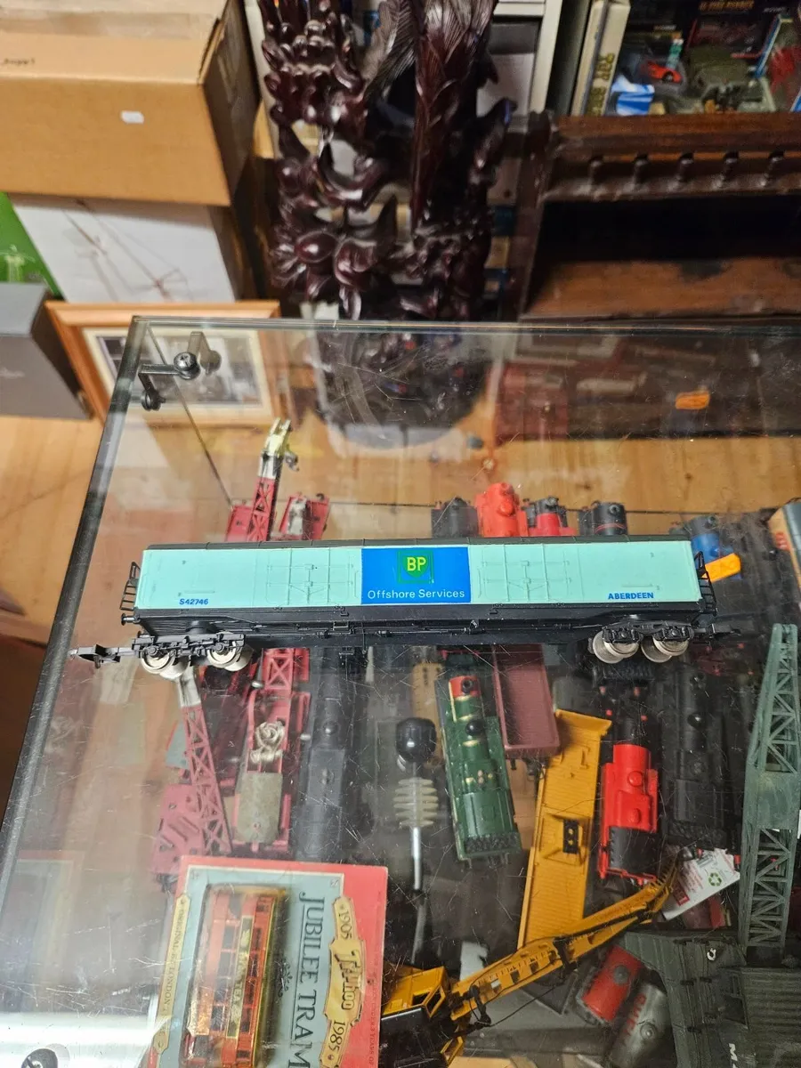 Hornby Lima OO Gauge Wagon