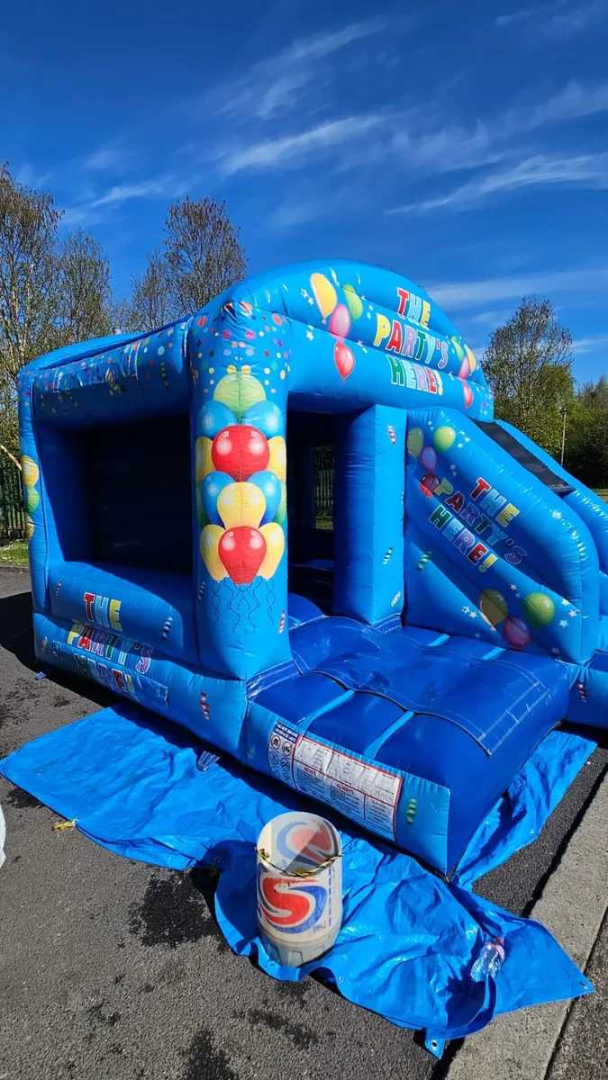 Bouncing castle - Image 2