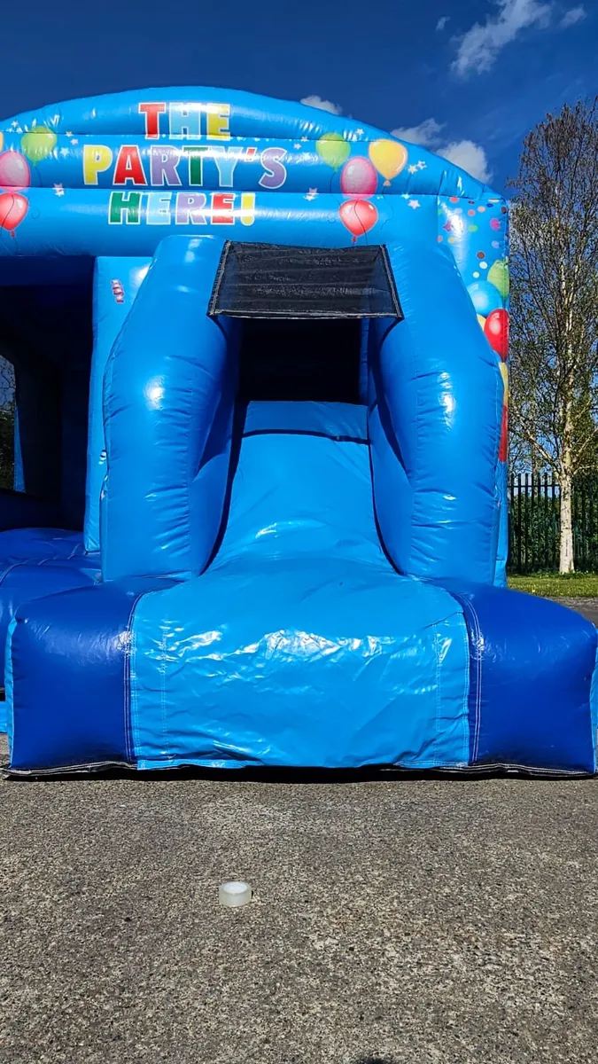 Bouncing castle - Image 3