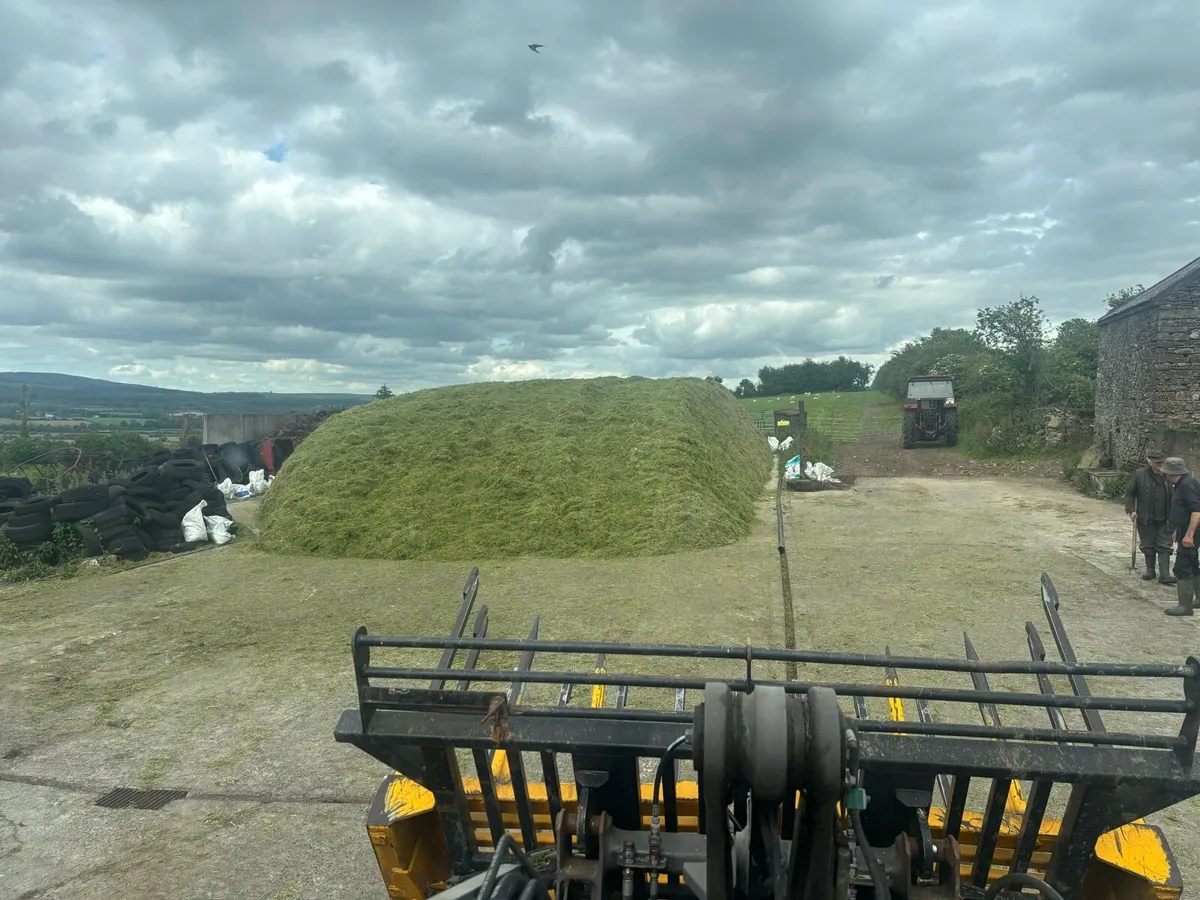 Silage outfit for hire - Image 1