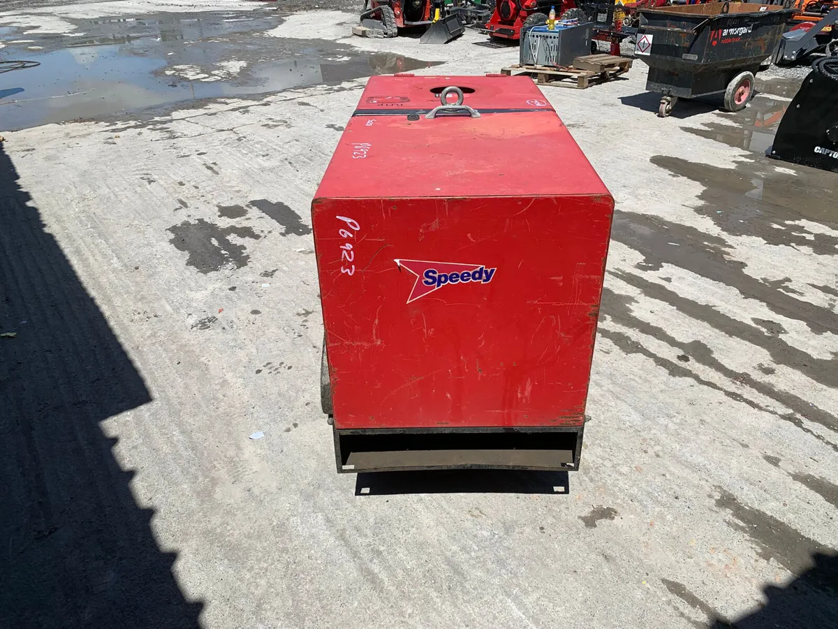 Pramac P11000 Diesel Generator – 10kVA Dual Voltag - Image 3