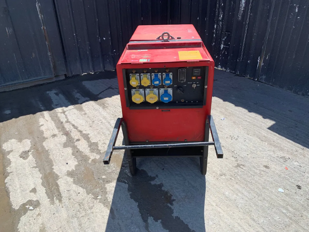 Pramac P11000 Diesel Generator – 10kVA Dual Voltag - Image 2