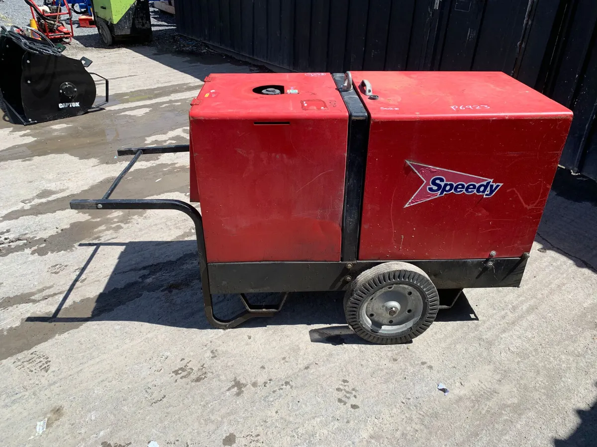 Pramac P11000 Diesel Generator – 10kVA Dual Voltag - Image 4
