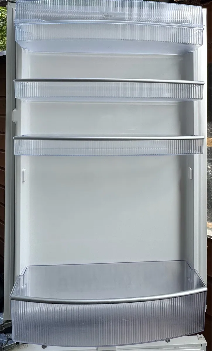 TEFfF fridge Freezer - Image 3