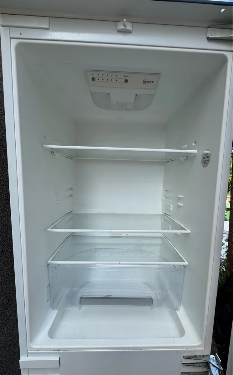 TEFfF fridge Freezer - Image 4