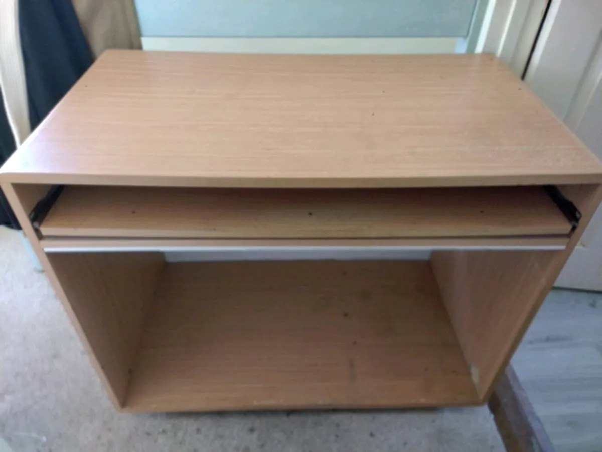 Computer Desk - Image 3