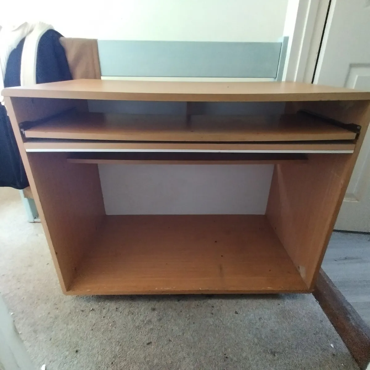 Computer Desk - Image 4