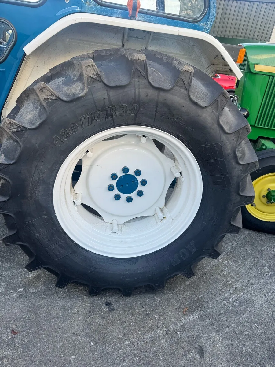 Tractor wheels - Image 1