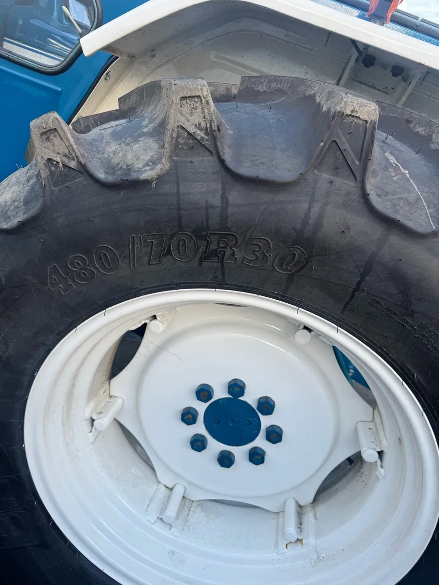 Tractor wheels - Image 2