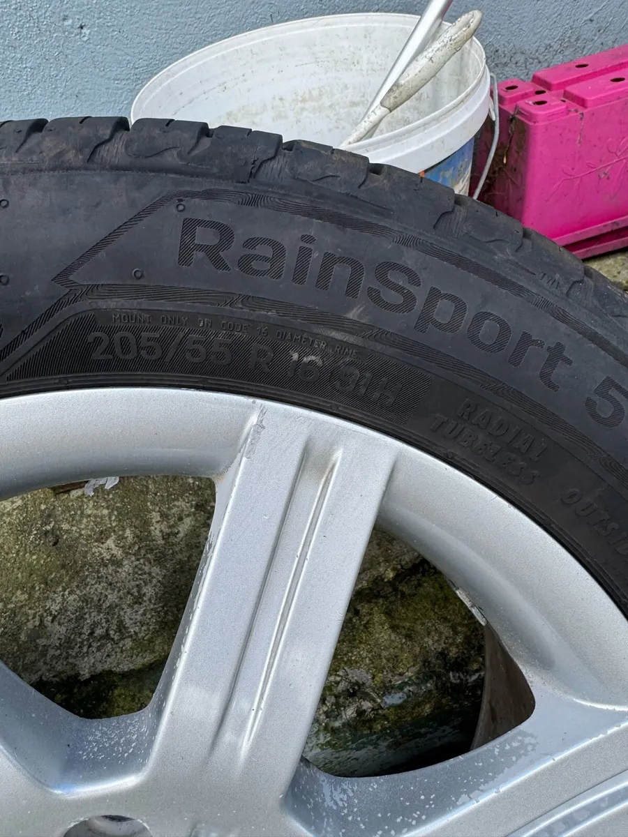16” alloy wheels - Image 3